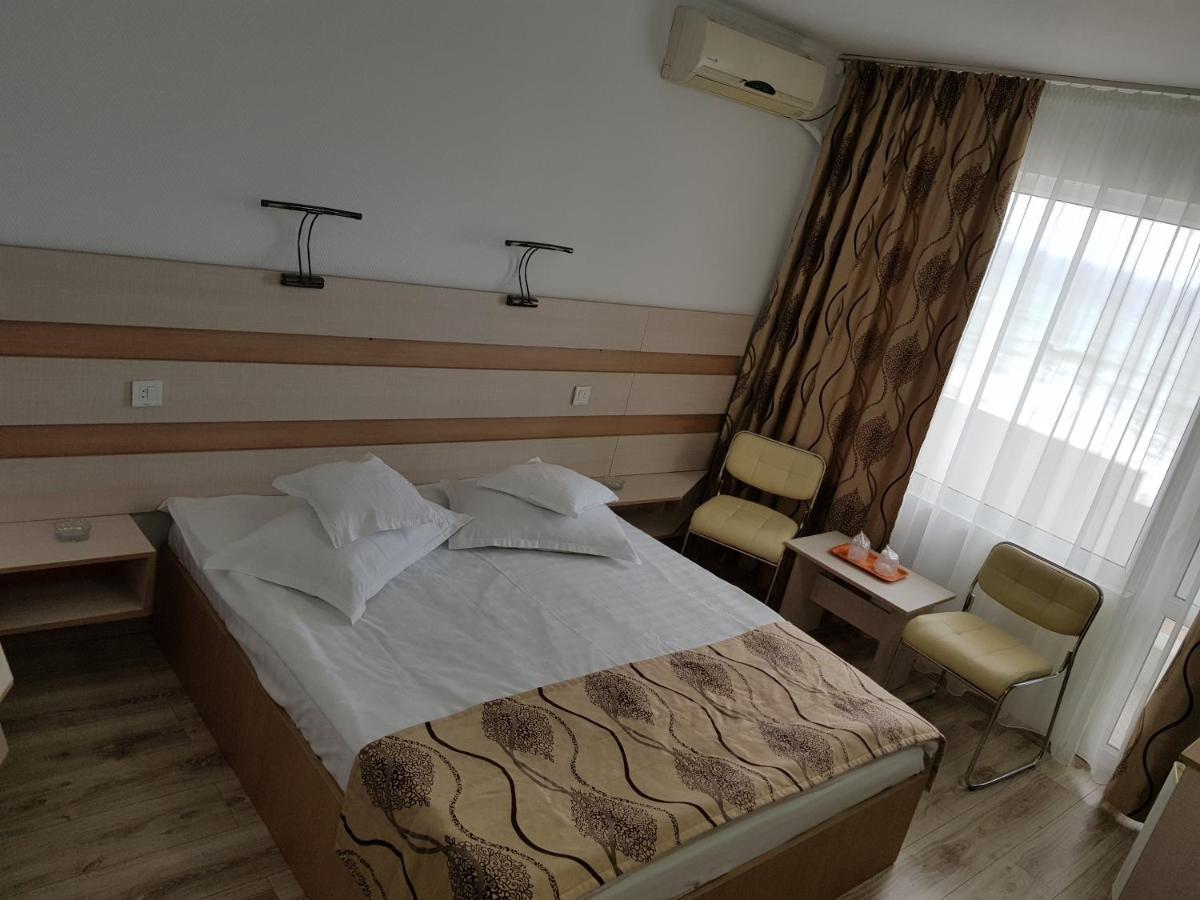 Hotel Capitol ジュピテル エクステリア 写真